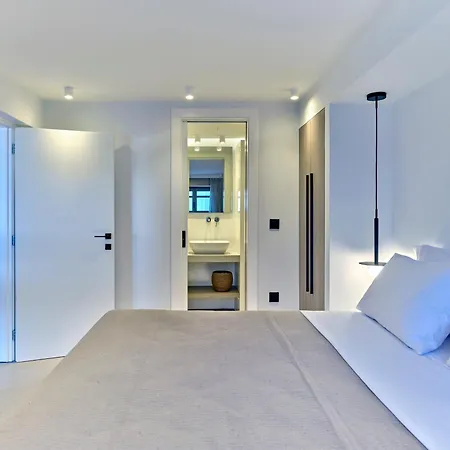 Sol Paros Apartmán Nausa